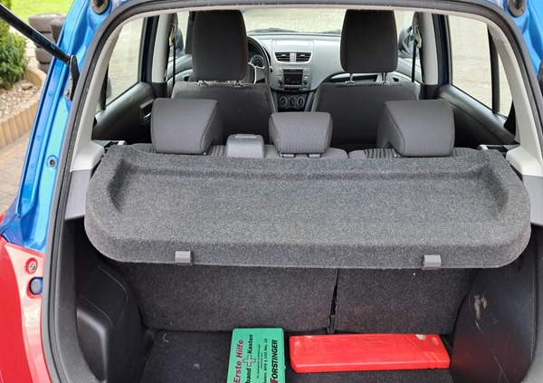 Suzuki Swift cena 18900 przebieg: 143000, rok produkcji 2011 z Pilica małe 79